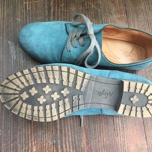 Naya loafers in turquoise suede size 9.5 - 41.5